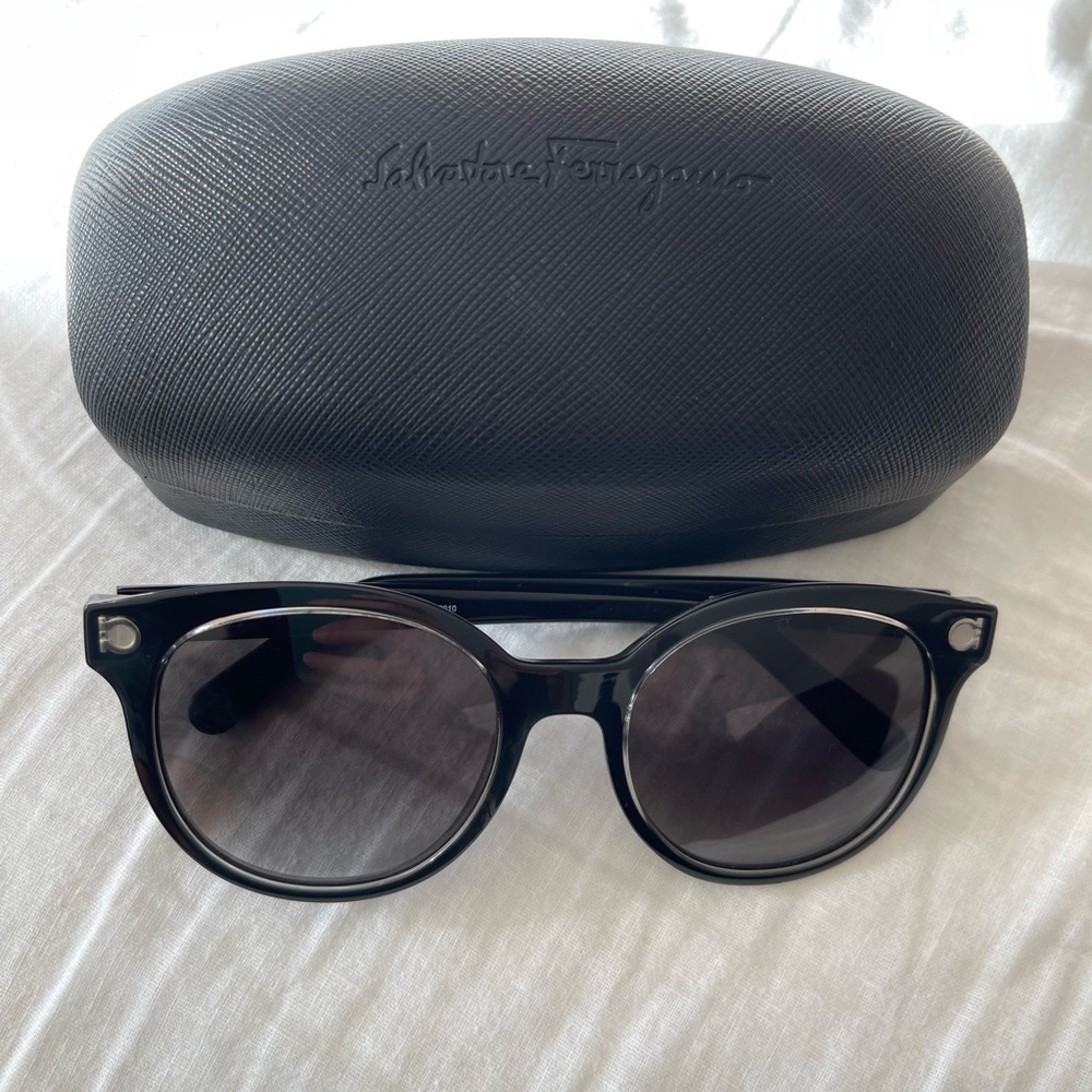 Woman’s Black Salvatore Ferragamo Sunglasses